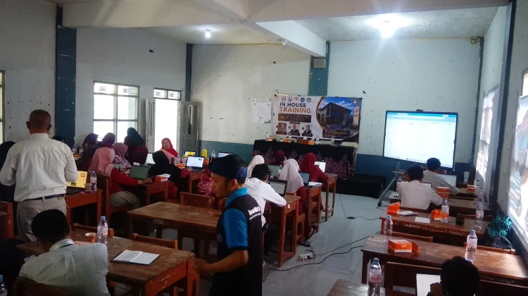 SMA Al-Marwah Tumbuhkan Karakter Imtaq juga Disiplin Siswa