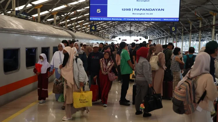 Nikmati Perjalanan Merdeka, Diskon Istimewa Daop 2 Bandung