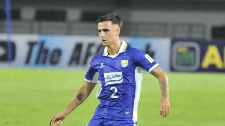 Eliano Reijnders Siap Tampil Lawan Bali United