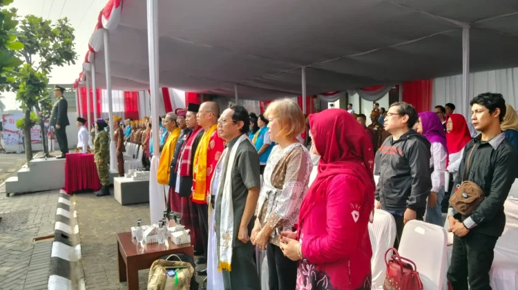 Veteran dan Masyarakat Tionghoa Tanamkan Nasionalisme ke Pelajar Bandung