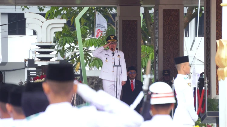 Upacara Penurunan Bendara di Subang Berlangsung Hikmah, Ditutup Sajian Budaya