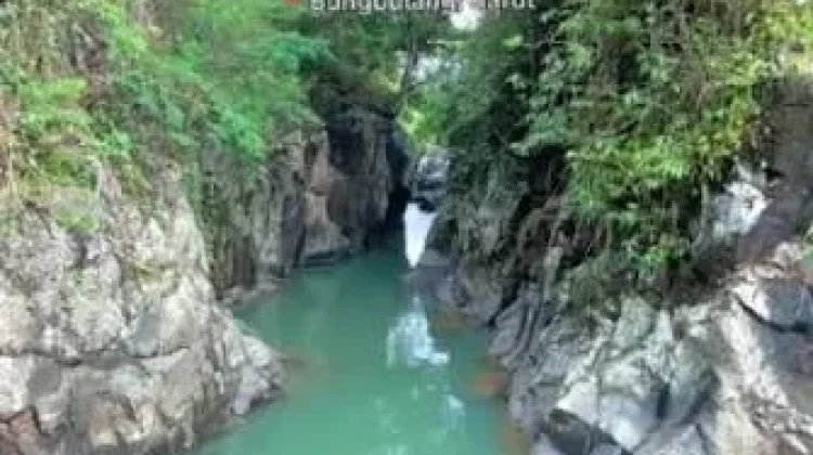 Pesona Destinasi Wisata Leuwi Jurig Garut