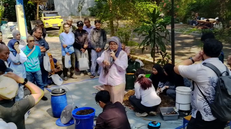 SITH dan FTI ITB Edukasi Penerapan Teknologi Alternatif Pengolahan Sampah