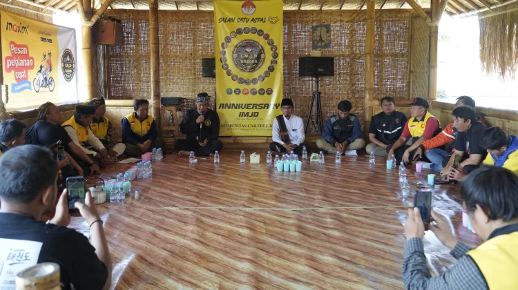Hari Jadi Komunitas Ojol, Diky Candra : Kebahagiaan Datang karena Rasa Syukur
