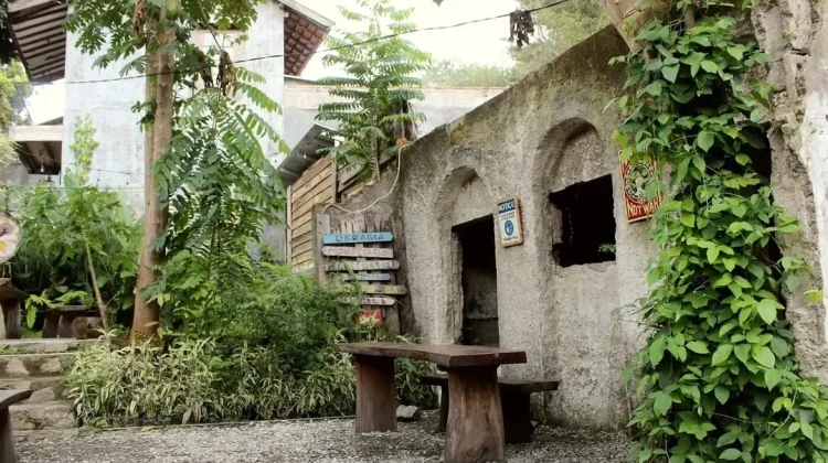 Dakar Dago Pakar, Kafe Vintage Bernuansa Asri