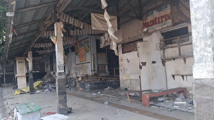 Depo BRT Cicaheum Mulai Dibongkar, Pastikan Kompensasi Pedagang Sesuai Ketentuan