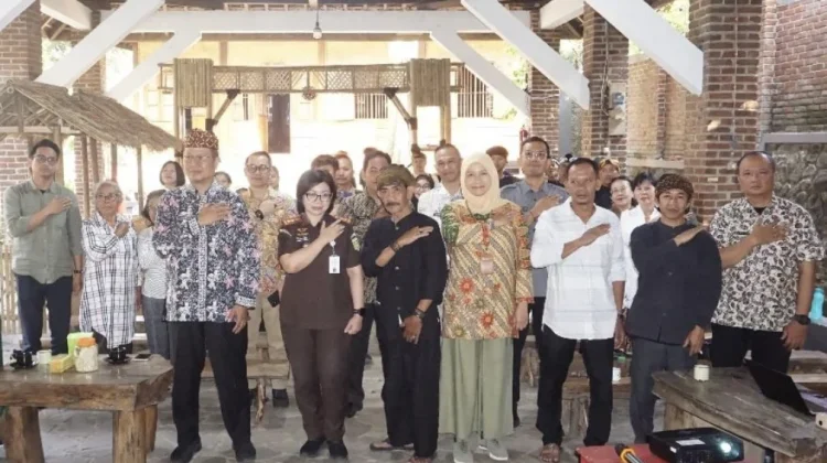 Kejari Cimahi Gelar Dialog dengan Sunda Wiwitan Cireundeu, Bahas Banyak Persoalan