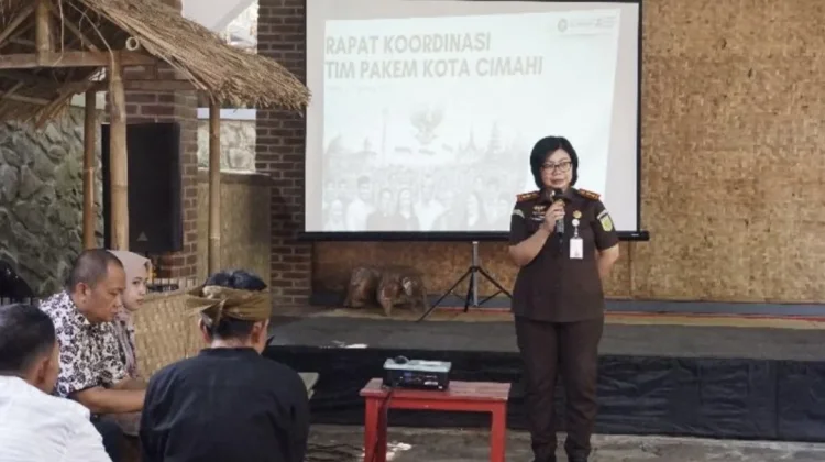 Anak-anak Cireundeu Hadapi Tantangan Pendidikan, Bullying dan Akses SMP Disorot