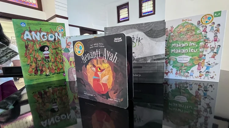 Unsur Autentik Tulisan dan Ilustrasi Sastra Anak Dinilai Tetap Kuat di Era AI