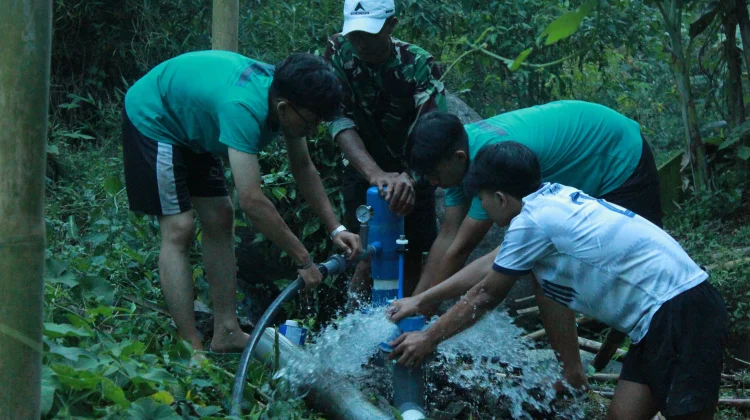 Mahasiswa Teknik Kimia Polban Bangun Pompa Hidram di Desa Wisata Ganjarsari