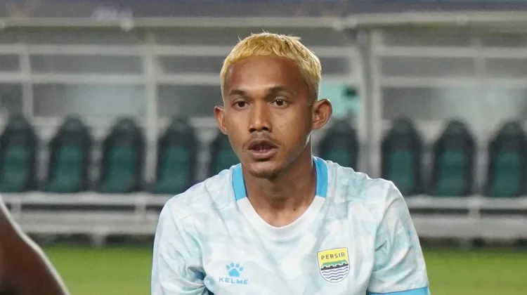 Ikwan Ali Tanamal Antusias Sambut Debut Bersama Persib di Asia