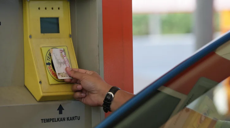 Akses Jalan Tol GT Cipeundeuy, Hari Ini Mulai Diberlakukan Tarif Resmi