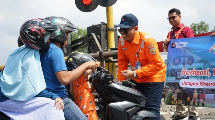 Utamakan Keselamatan Perjalanan Kereta Api di Perlintasan Sebidang