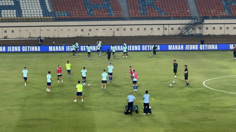Thom Haye Cadangan, Berikut Susunan Pemain Persib Lawan Manila Digger