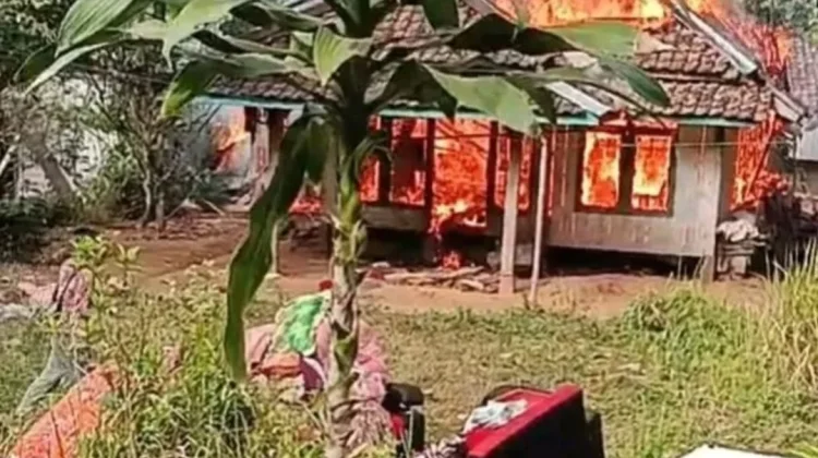 Satu Rumah di Takokak Ludes Terbakar, Kerugian Capai Rp 80 Juta