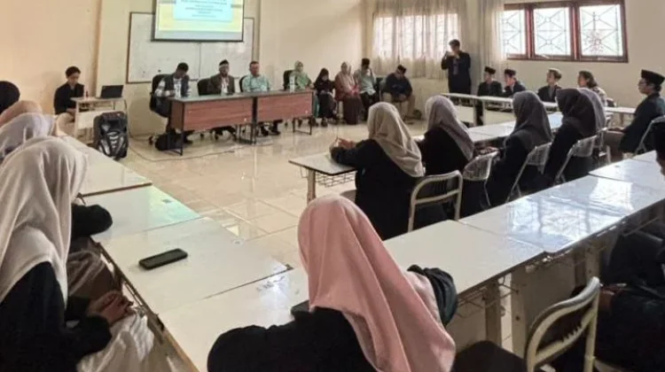 Mahasiswa KPI Cipasung Dibekali Etika Jurnalistik dan Media Digital jelang PPL