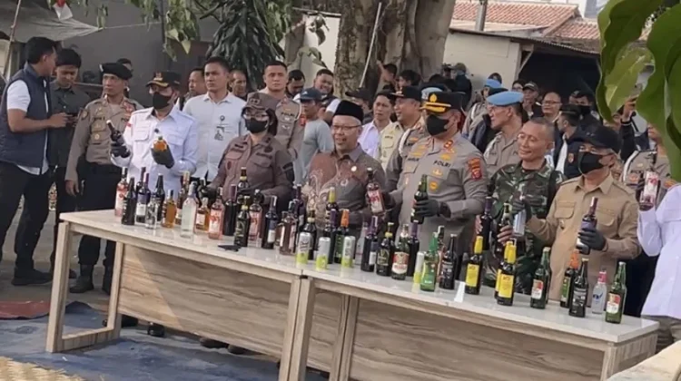 15.112 Botol Miras Dimusnahkan Polres Cimahi, Razia Bakal Digelar Rutin