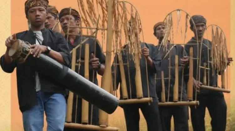 Angklung Dogdog Lojor: Harmoni Tradisi Khas banten