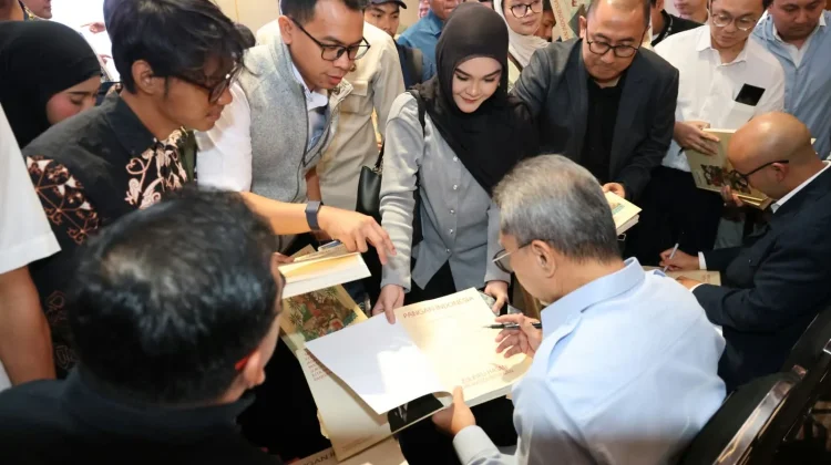 Buku “Pangan Indonesia” Angkat Perjalanan Pangan Indonesia