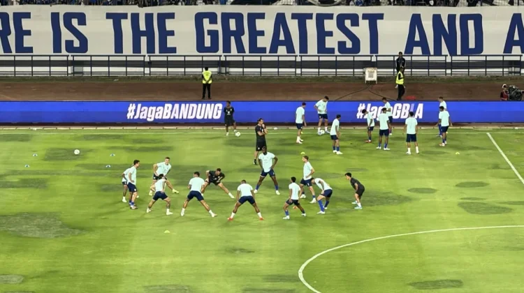 Laga Perdana Tak Ada Nama Teja, Berikut Susunan Pemain Persib Versus PSM