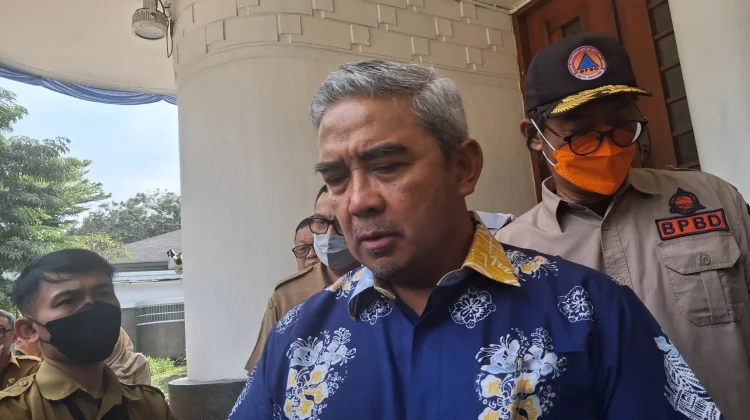 Pemkot Bandung Perkuat Antisipasi Dampak Abu Vulkanik Anak Krakatau
