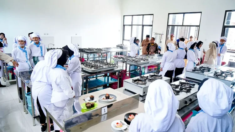Disdik Jabar Keluarkan SE, Pembelajaran Disesuaikan Dampak Erupsi Anak Krakatau