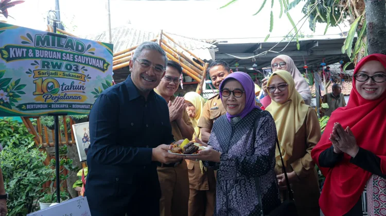 Pemkot Bandung Salurkan Bantuan Pangan Pangersa untuk 1.832 Keluarga