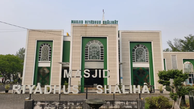 Waktu Sholat Wilayah Bandung, Rabu 9 September 2026