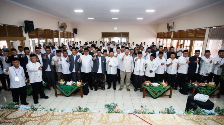 Walikota Bandung Minta MUI Jadi Mitra Pemerintah Kelola Kegelisahan Masyarakat