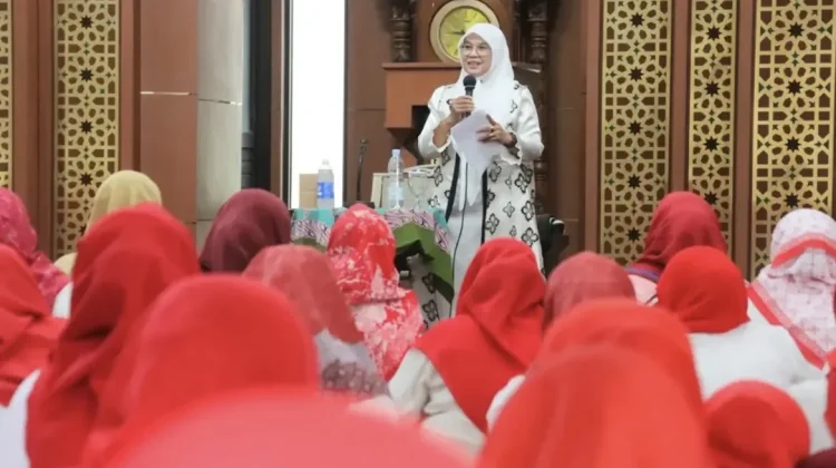 Bukan Melarang Gadget, Ini Cara Keluarga Cimahi Bentengi Anak dari Pengaruh Medsos