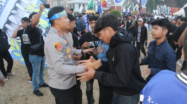 Nobar Persib Vs Persija di Subang Berjalan Aman, Polres Lakukan Pengamanan Humanis