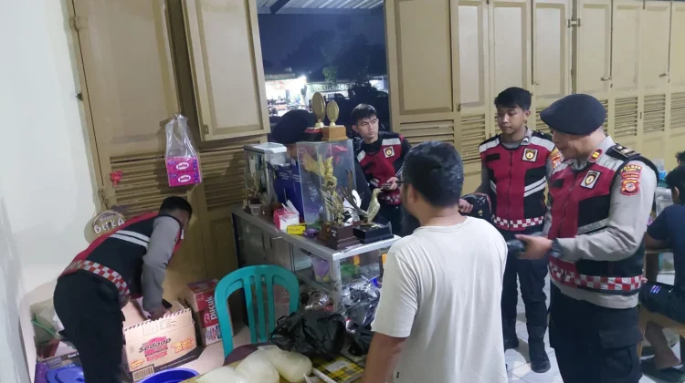 Operasi Cipta Kondisi Polisi di Garut Amankan Penjual dan Puluhan Botol Miras