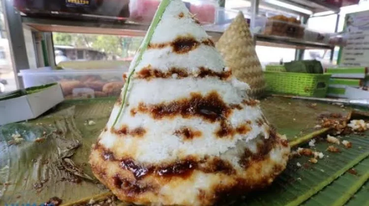 Awug Beras, Jajanan Tradisional Khas Sunda yang Manis dan Gurih
