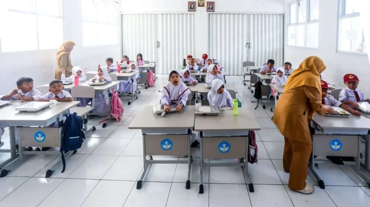 Walikota Bandung Tegaskan SPPG Bermasalah Harus Diperbaiki