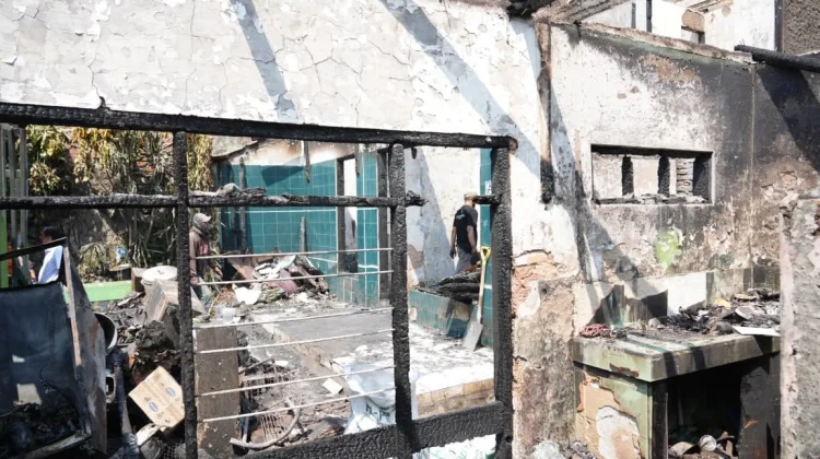 Korban Kebakaran Pacet Dapat Tempat Tinggal sementara