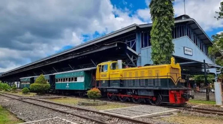 Mengenal Perjalanan Stasiun Willem, Museum Kereta Api Bersejarah
