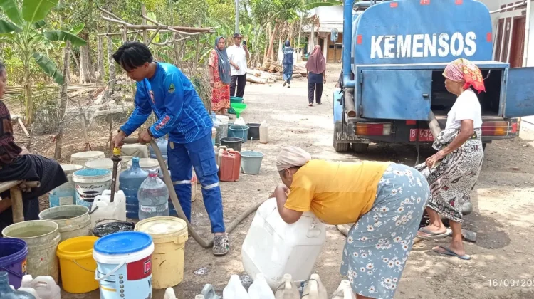 Tagana Kabupaten Tasikmalaya Telah Menyalurkan Air Bersih di 7 Kecamatan