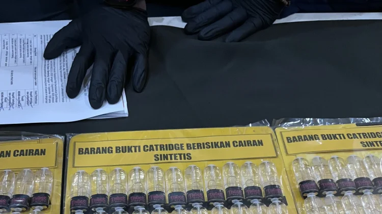 Polrestabes Bandung Gagalkan 400 Liquid Vape Narkoba ‘Harga Jutaan’ Beredar