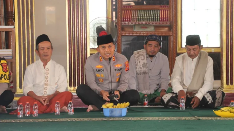 Jumat Curhat, Kapolres Subang Tampung Banyak Keluhan Warga Cibogo