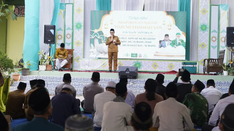 Wabup Subang Apresiasi Inovasi Santri Kelola Sampah saat Hadiri Maulid Nabi
