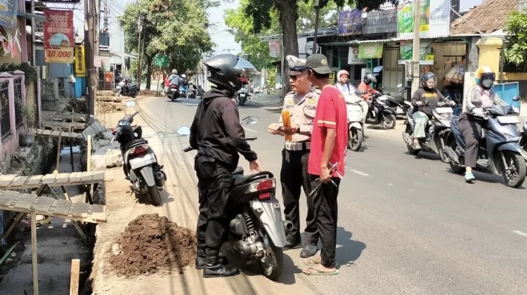 Jaga Ketertiban Lalu Lintas, Polsek Cimahi Tertibkan Knalpot Brong