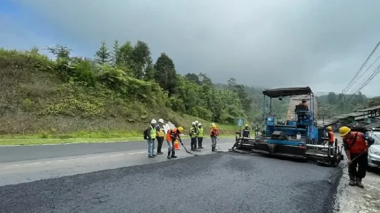 Pemprov Minta Warga Awasi Percepatan Pembangunan Infrastruktur di Jabar