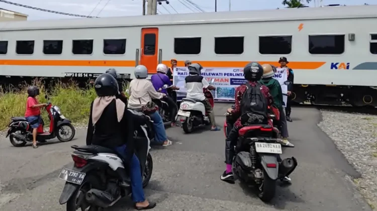 Keselamatan yang Utama! Sejumlah Perlintasan Kereta Liar Ditutup