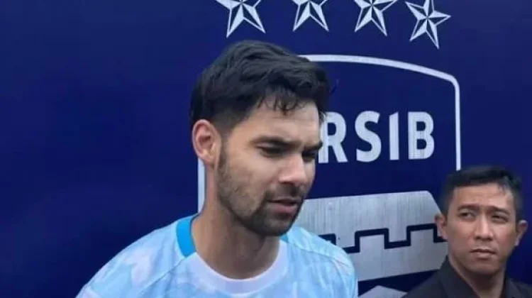 Tak Bisa Bela Timnas Indonesia, Sandy Walsh Tetap Dukung dari Rumah