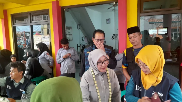 Warga Keluhkan Pengurangan Takaran Beras Bantuan Pangan