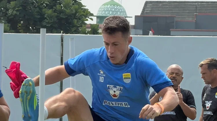Peralta Bicara Tantangan Persib di Shopee Cup 2026/2027
