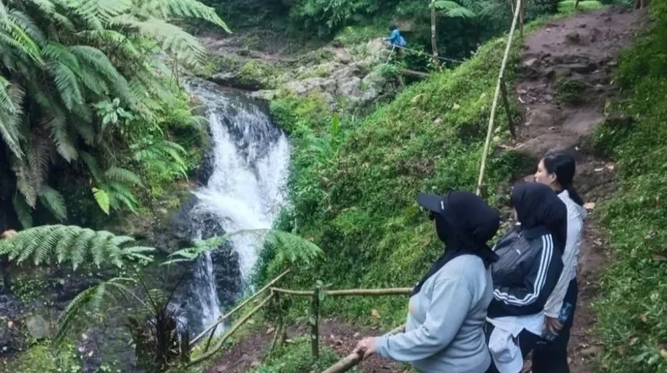 Sejuknya Berwisata ke Curug Golosor