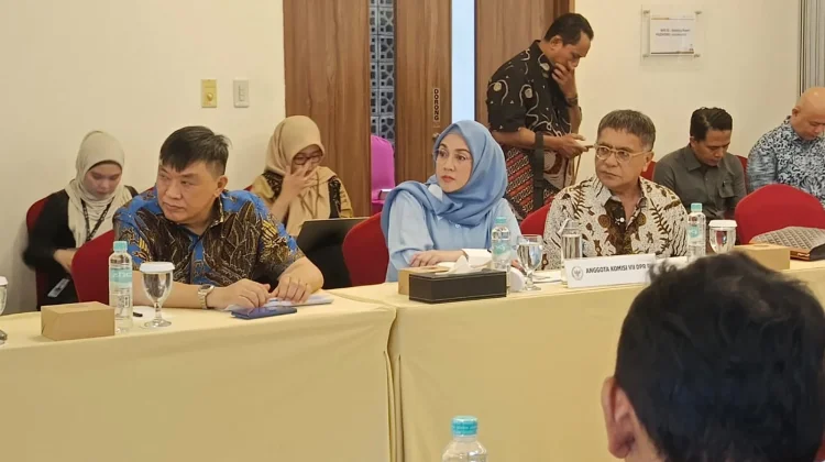 RUU Kawasan Industri, Dina Lorenza Minta Perhatikan Kesejahteraan Warga Lokal