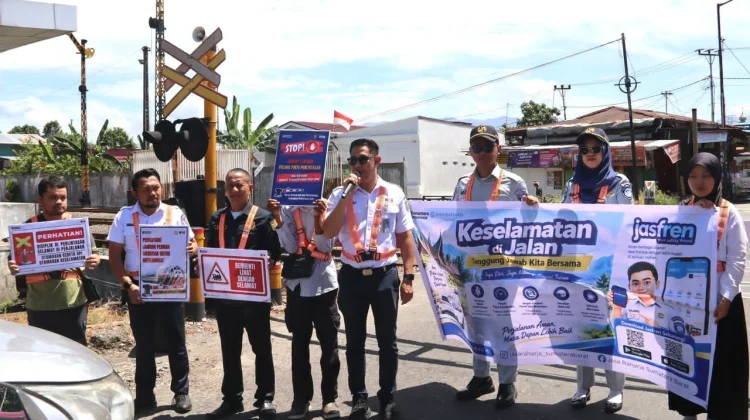 Safety First! Edukasi Keselamatan di Perlintasan Sebidang