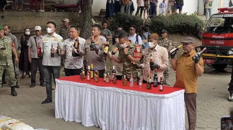 Polres Cimahi: Pemusnahan Miras dan Barang Bukti Dilakukan Secara Berkelanjutan